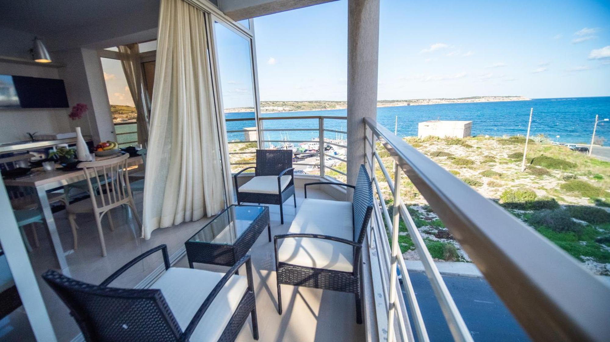 Mellieha Bay 3 Bedroom Apartment "Coastal Comfort" Exterior photo