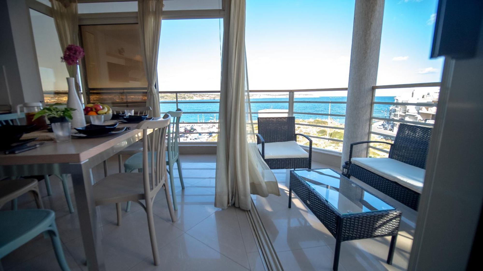 Mellieha Bay 3 Bedroom Apartment "Coastal Comfort" Exterior photo